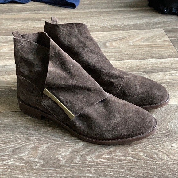 Johnston & Murphy Brown Suede Lola Booties 6.5 - Picture 5 of 10